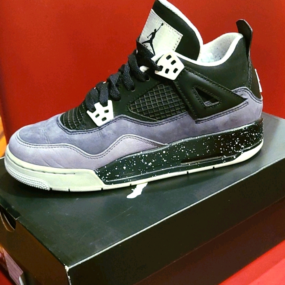 Jordan 4 "Fear" (GS) Size 4.5